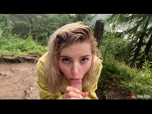 ❤️ Meisie sluk cum na 'n openbare blowjob - Eva Elfi Porno op af.porno24-7.ru ❌️